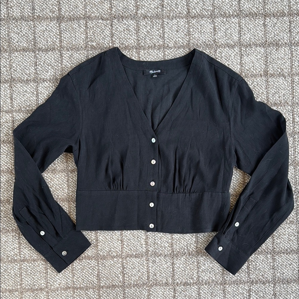 Women’s Madewell black cropped button up shirt size S